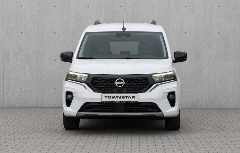 NISSAN TOWNSTAR 1.3 DIG-T 130k 7DCT Tekna L1